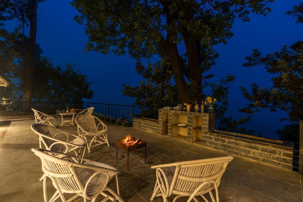 Stayvista At Springfield With Bonfire Kasauli Buitenkant foto