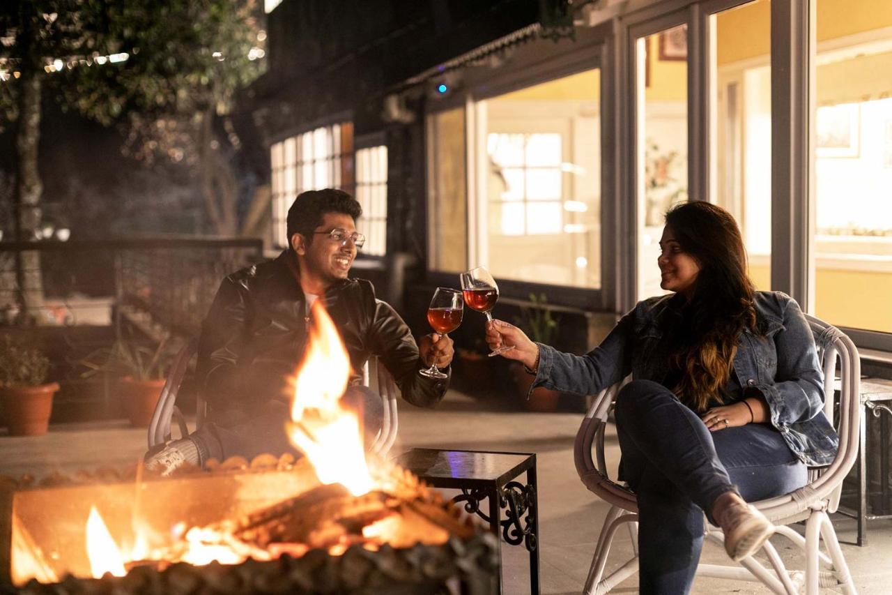 Stayvista At Springfield With Bonfire Kasauli Buitenkant foto